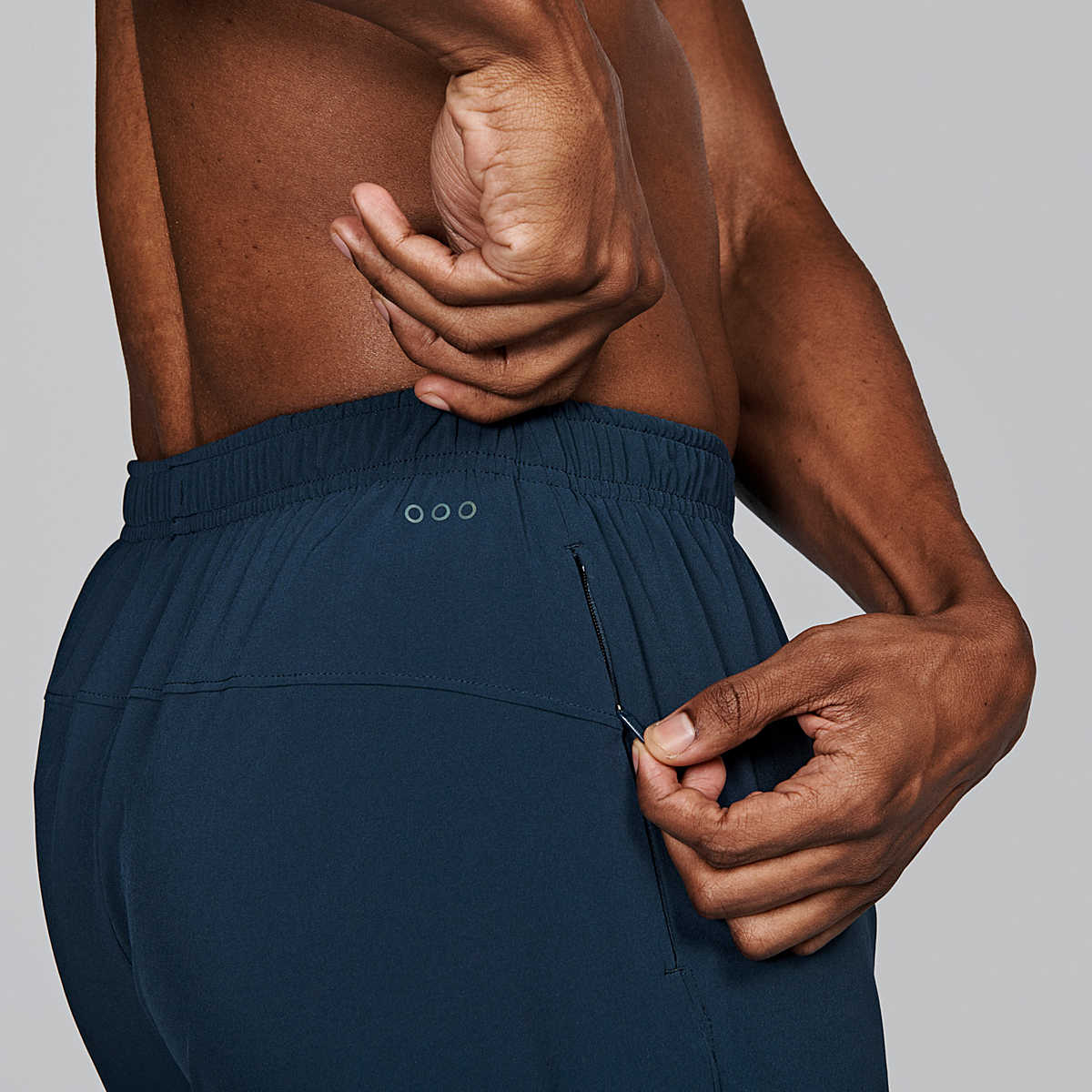 MEN'S OUTPACE 5″ SHORT - Image 3