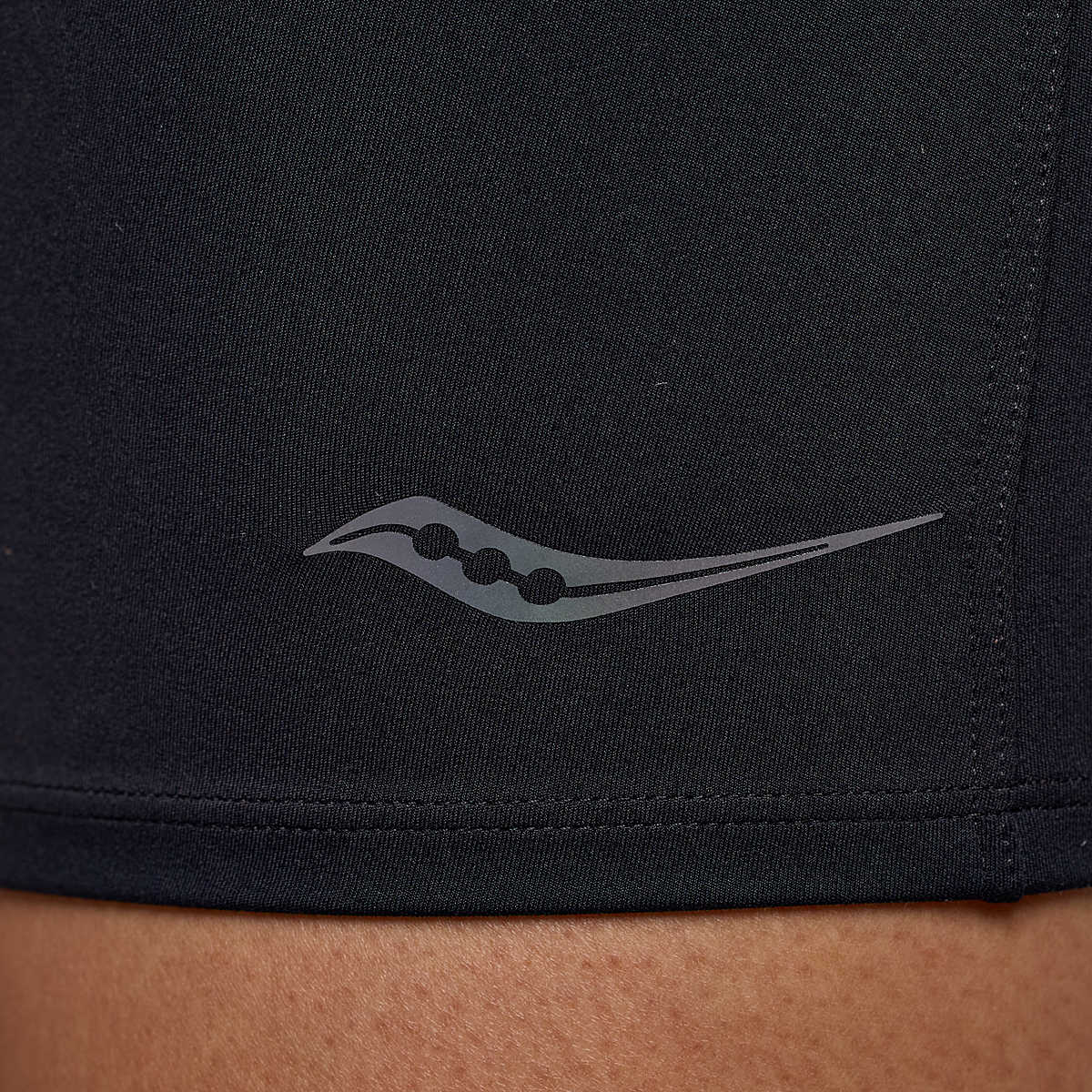 WOMEN'S KINVARA 5″ HOT SHORT - Image 7