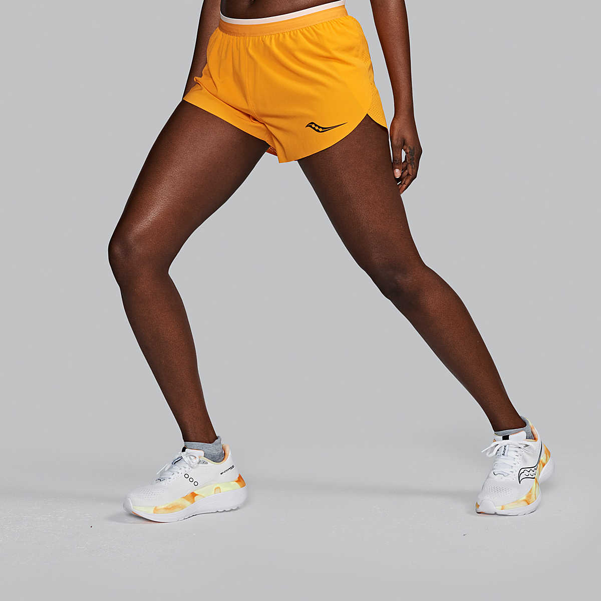 WOMEN'S ENDORPHIN SPLIT SHORT - Image 2